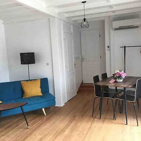 Independant Dans Maison Basque Appartamento *