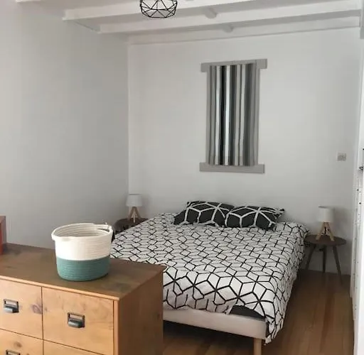 Independant Dans Maison Basque Lejlighed Bassussarry